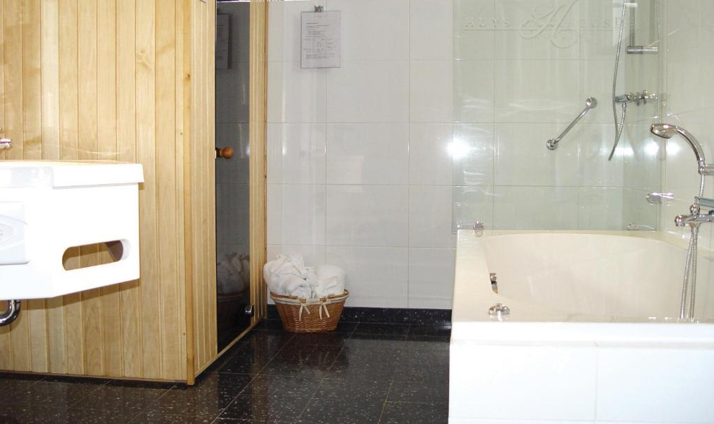 Hotel Huys Van Heusden Астен Номер фото